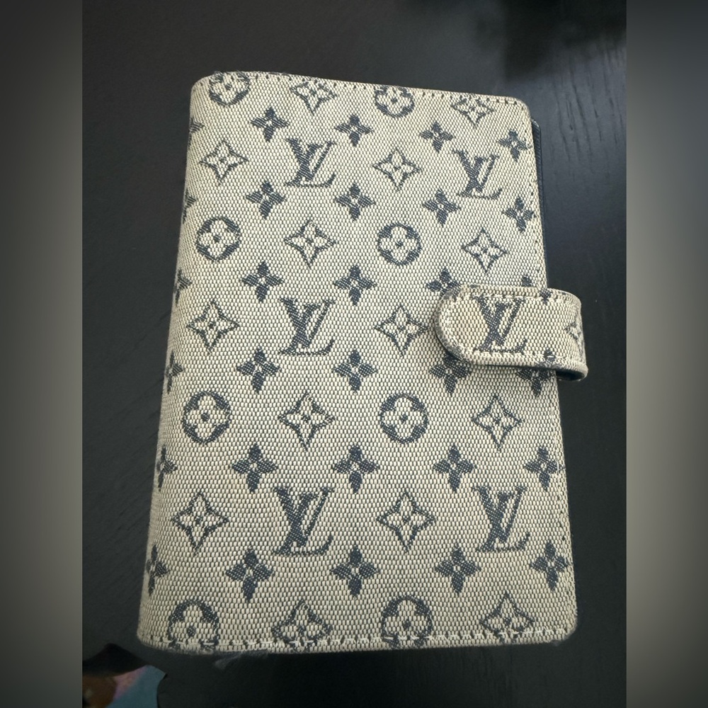 Used in excellent Louis Vuitton Monogram Canvas Agenda Cover - Blue on Cream
